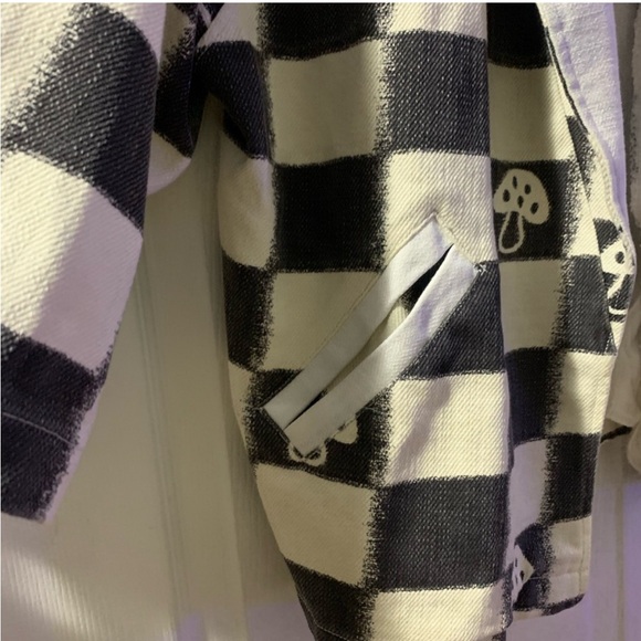 UO Rei Wide Sleeve Wrap Jacket Peace Mushroom Sign - Picture 5 of 8